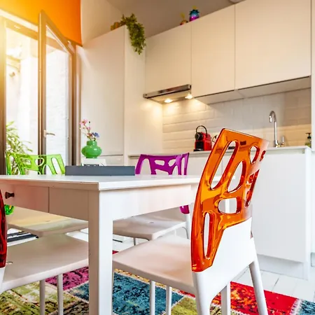 Apartment Hot Spot In Trendy Area - 2p Duplex